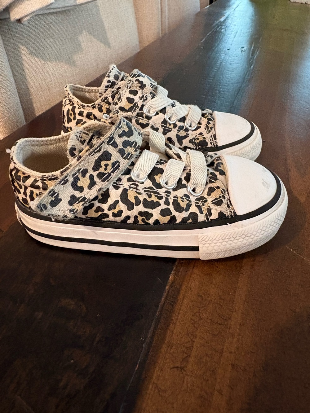 Converse leopard toddler shoes